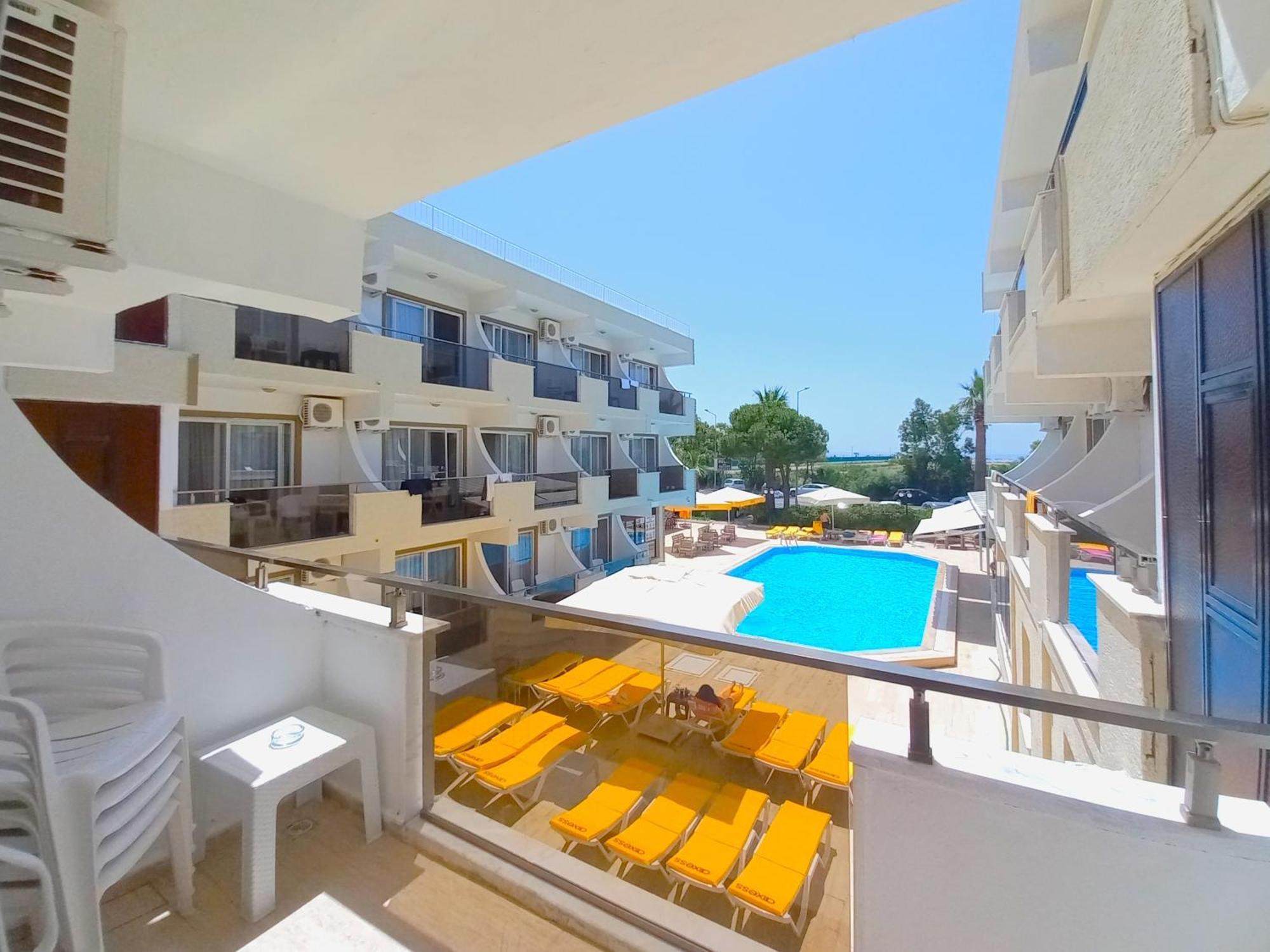 Mulka Hotel Ayvalik Bagian luar foto