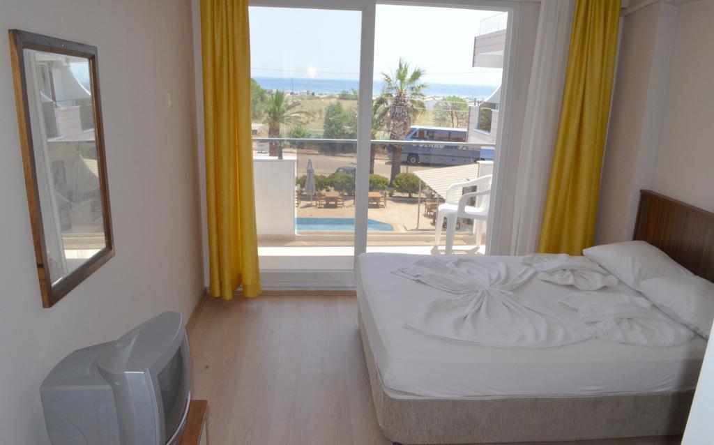 Mulka Hotel Ayvalik Bagian luar foto