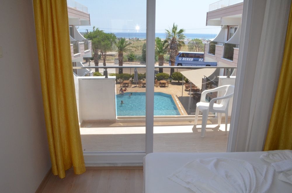 Mulka Hotel Ayvalik Bagian luar foto